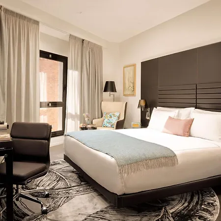 Art'otel Piazza Sallustio, Powered By Radisson 5* Roma