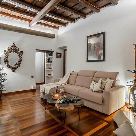 Apartment Trevi Fountain Luxury Rome