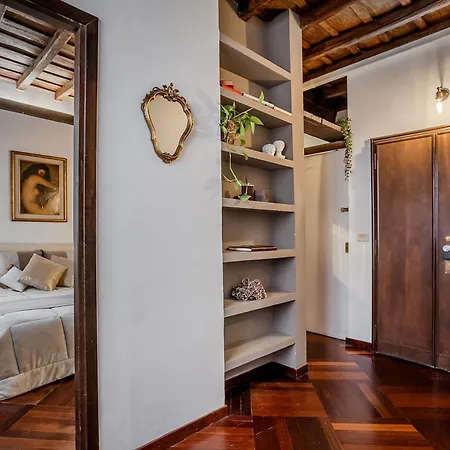 Trevi Fountain Stylish Apartment Rome