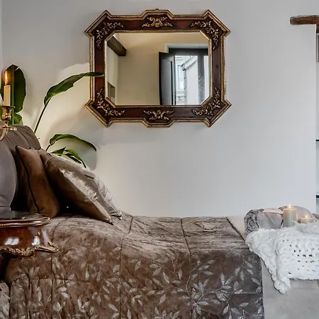 Trevi Fountain Stylish Apartment Rome