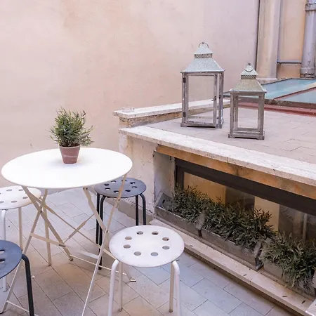 Homehouse Serpenti - Colosseum - Rione Monti Apartment Rome