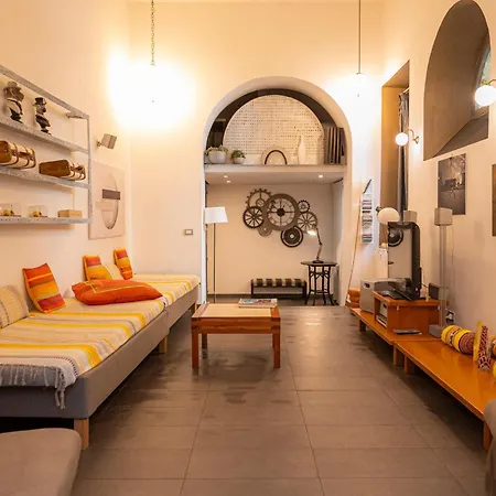 Apartment Homehouse Serpenti - Colosseum - Rione Monti *