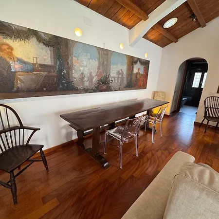 シャレー Domus Colosseum, Detached House Just Few Steps From The Colosseum ローマ