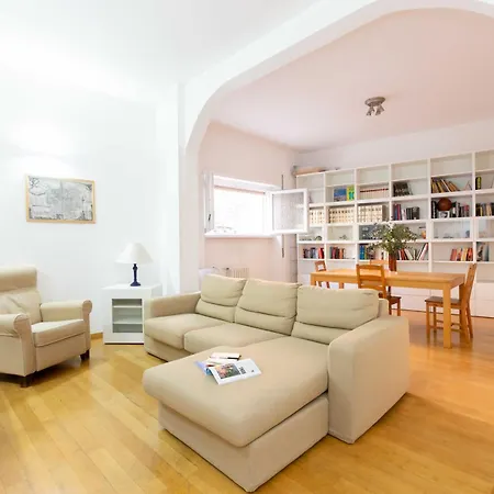 Casa Emiliani Zeno 46 - Ospedale San Camillo Rome