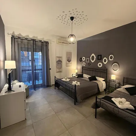Black Lotus Apartment *