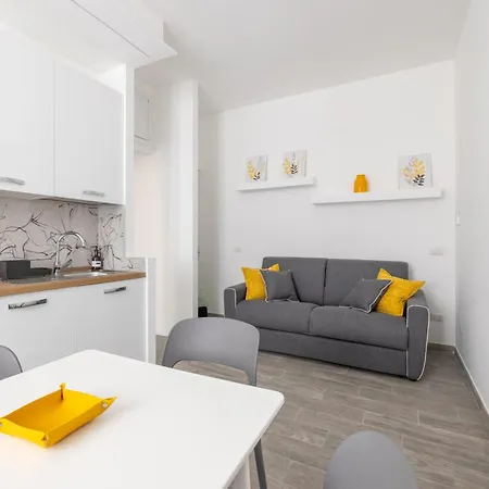 Domus Ponte Lungo Appartamento Roma