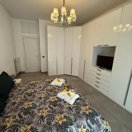 Black Lotus Apartment Rome