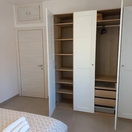 Locazione Turistica A Centocelle Apartment *