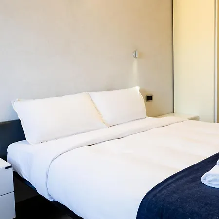 Eppi Place Apartment