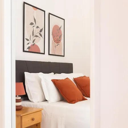 Apartment Dream House Re Di - 50mt To Metro Station, Position, 4pax, 2bdr *