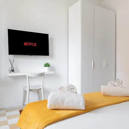 Dream House Re Di - 50mt To Metro Station, Position, 4pax, 2bdr Apartment Rome