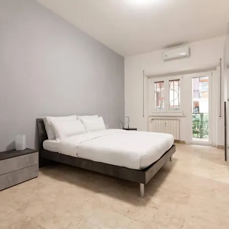 Garbatella Appartamento Moderno Relax E Comfort Apartment *