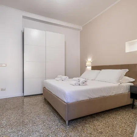 Apartment Pantheon Charming By Varental