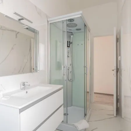 Apartment San Pietro Appartamento Luminoso E Moderno