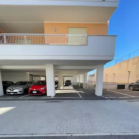La Casa Di Valeria Con Piscina Rome
