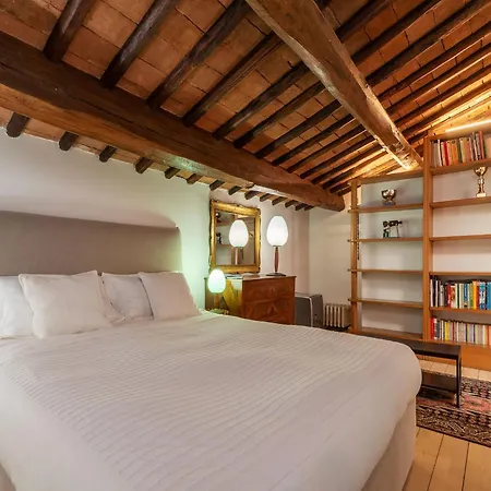 Homestay Orange With Bathroom And Shared Terrace Rome