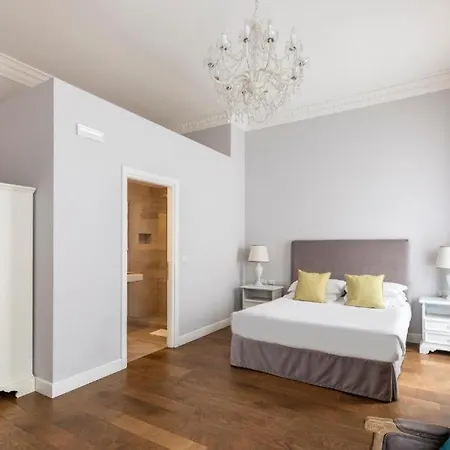 Spagna Art & - Ca Domus Collection Guest house