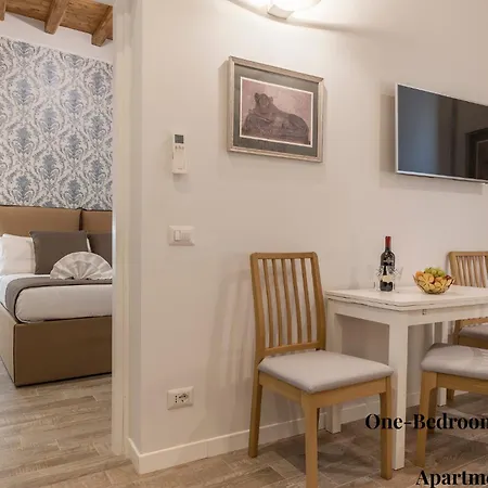 Apartamento Cs Exclusive Campo De Fiori Palace