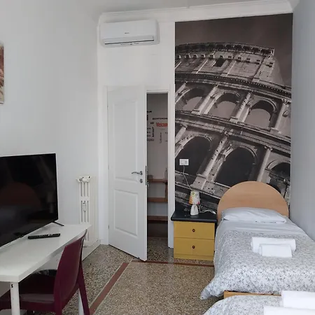 Lo Sguardo Sui Re Casa de hóspedes *