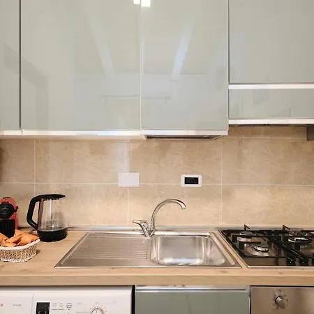 Apartment 5 Cozy Pigneto Apt, Wifi & Ac *
