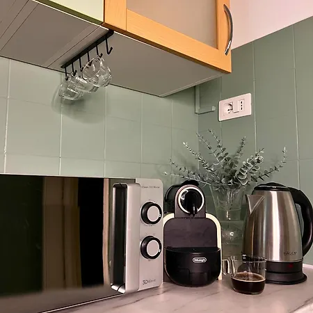 Appartamento Appia Antica Apartment, Subway, Near Colosseum, Design & Comfort, Balcony