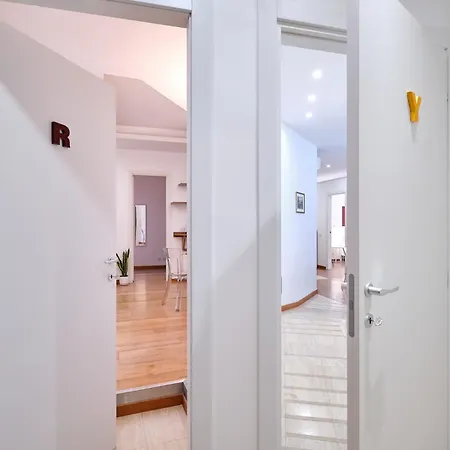 2nd Level Apartment Rome