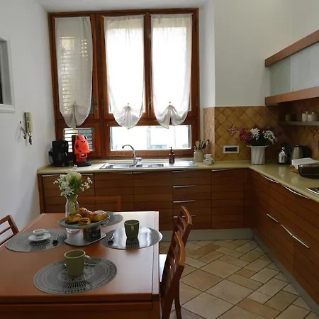 Casa Iulia - Raffinata Dimora Nel Cuore Di Apartment *