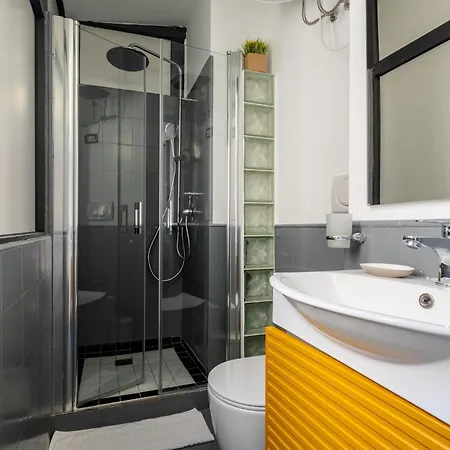 Apartment Iflat Spanish Steps Elegant & Spacious Rome