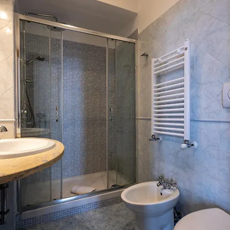 Iflat Spanish Steps Elegant & Spacious *