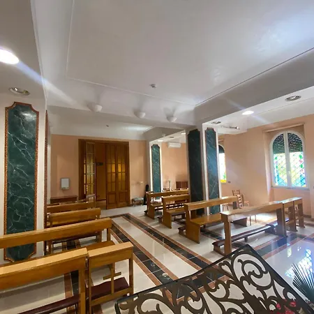 Casa Per Ferie Suore Salesiane Dei Sacri Cuori Bed & Breakfast