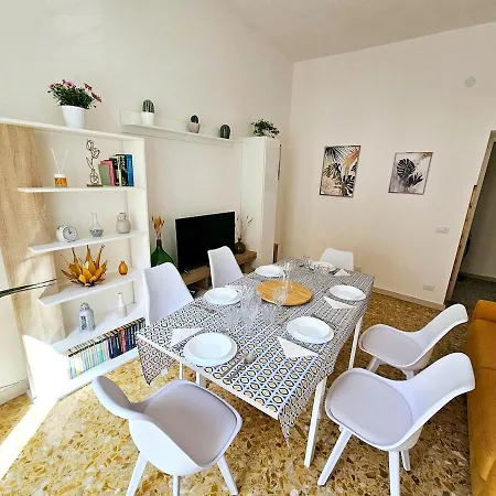 Costantino Imperatore Apartment *