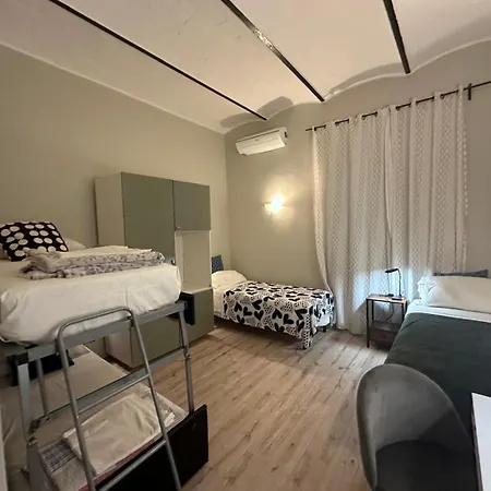 Hostel Holidays *