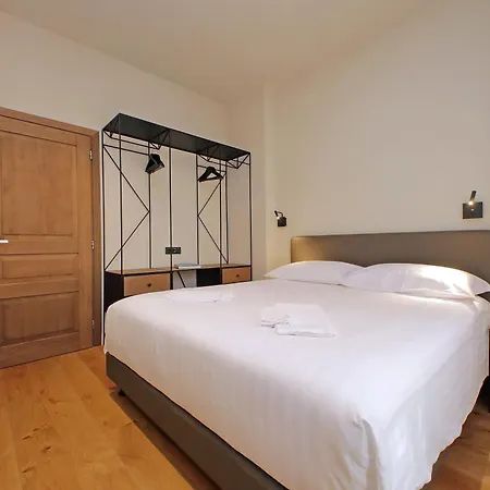 The Place Gallia Guest house *