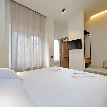 The Place Gallia Guest house *