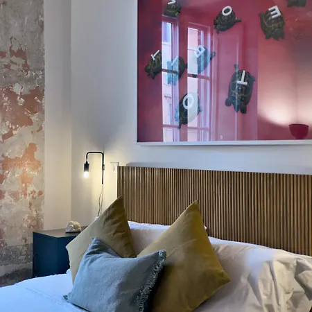 La Casa Al Colosseo Apartment *
