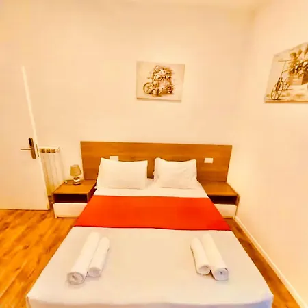 Apartment La Dimora Di Sara A 10 Minuti Da Termini Rome