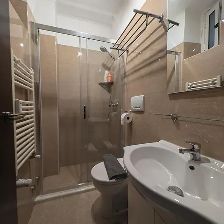 Roomz Romestay Affittacamere Roma