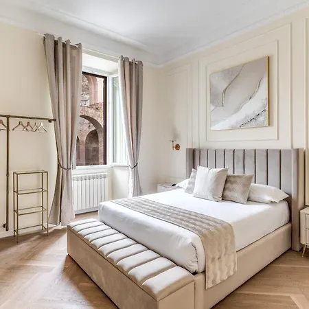 3 Minutes Walk From Termini Station With Temple View Rome