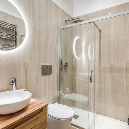 3 Minutes Walk From Termini Station With Temple View Apartment