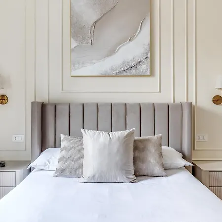 3 Minutes Walk From Termini Station With Temple View Apartment Rome