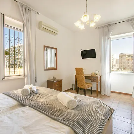 Bb Trastevere Station - Room1