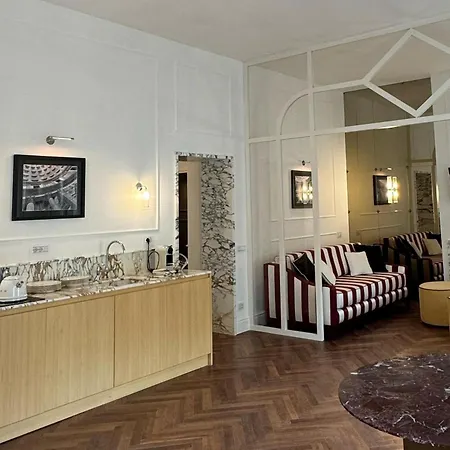 Piazza Venezia Luxe *