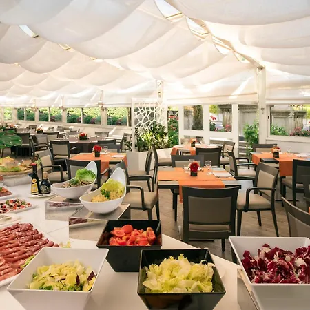 Hotel Crowne Plaza St. Peter's By Ihg Roma