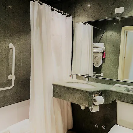 Crowne Plaza St. Peter's By Ihg 4*