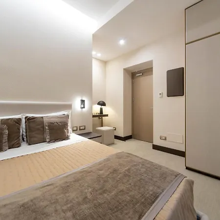 San Carlo 4* Rome