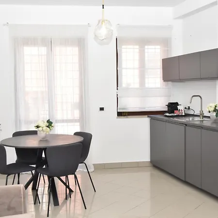 Diasof Apartment *