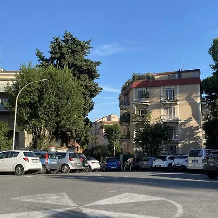 Casa vacanze Garden House - Casa Con Giardino Privato Roma