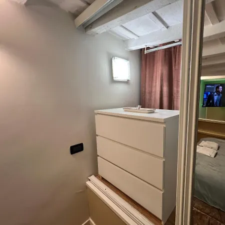 Historical Apartment *