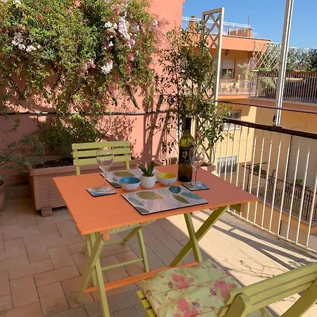 Attico Luminoso Terrazza Centocelle Apartment