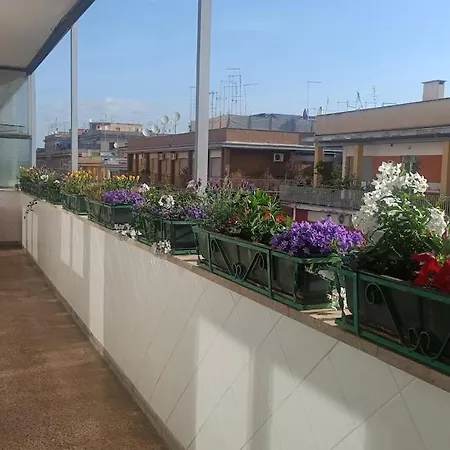 Апартаменты A Casa Di Ugo - Colors And Space At Pigneto, Рим